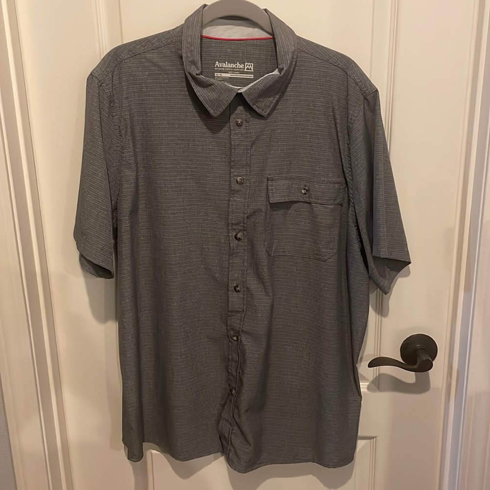 Gray Short-Sleeved Button Down Shirt